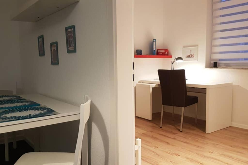 Appartement Vanille, Ferienwohnung Mit Eigenem Eingang, Wie Ein Kleines Haus Bad Salzuflen Exterior photo